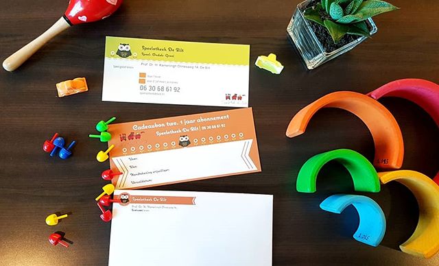 Nieuw!🤩 Cadeaubonnen bij Speelotheek De Bilt!  Milieuvriendelijk🌍, gemaakt van gerecycled♻️ papier & geleverd in een bijpassende envelop!
#speelotheekdebilt.nl
#speelotheek
#toylibrary #cadeaubon #giftcard#sustainable #giftidea #duurzam #DeBilt  #bilthoven